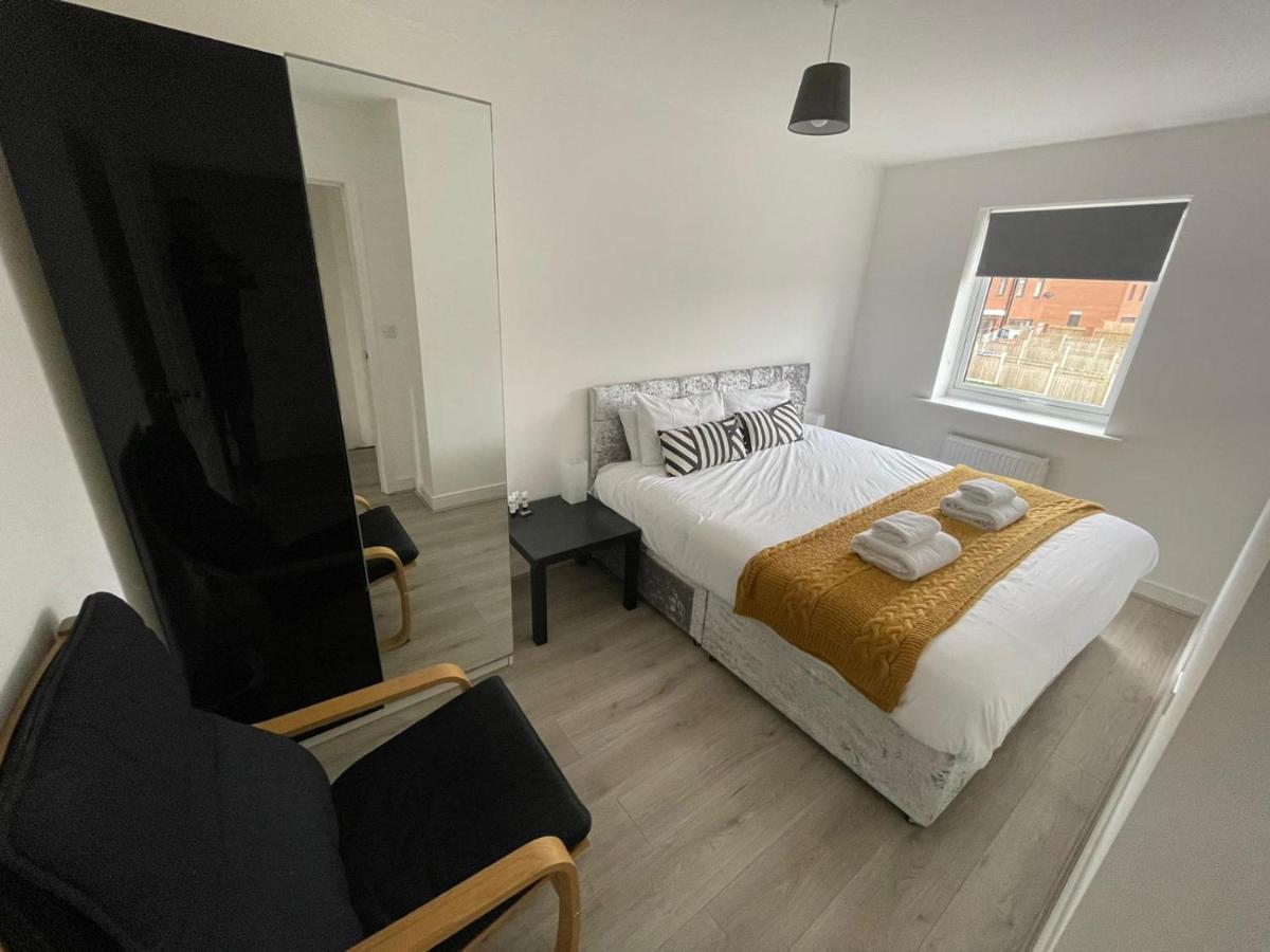 Modern Room With Huge Bed - Walk To City Centre! Μάντσεστερ Εξωτερικό φωτογραφία