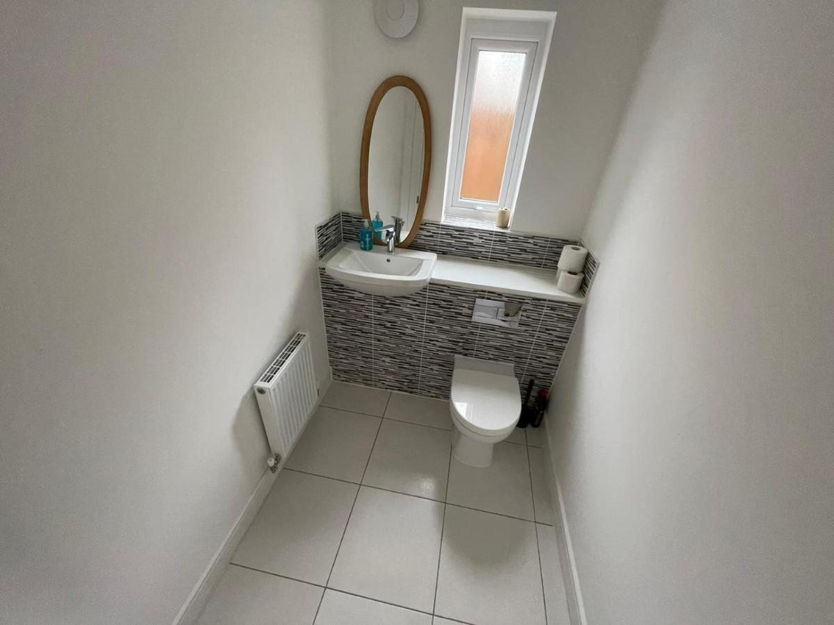 Modern Room With Huge Bed - Walk To City Centre! Μάντσεστερ Εξωτερικό φωτογραφία
