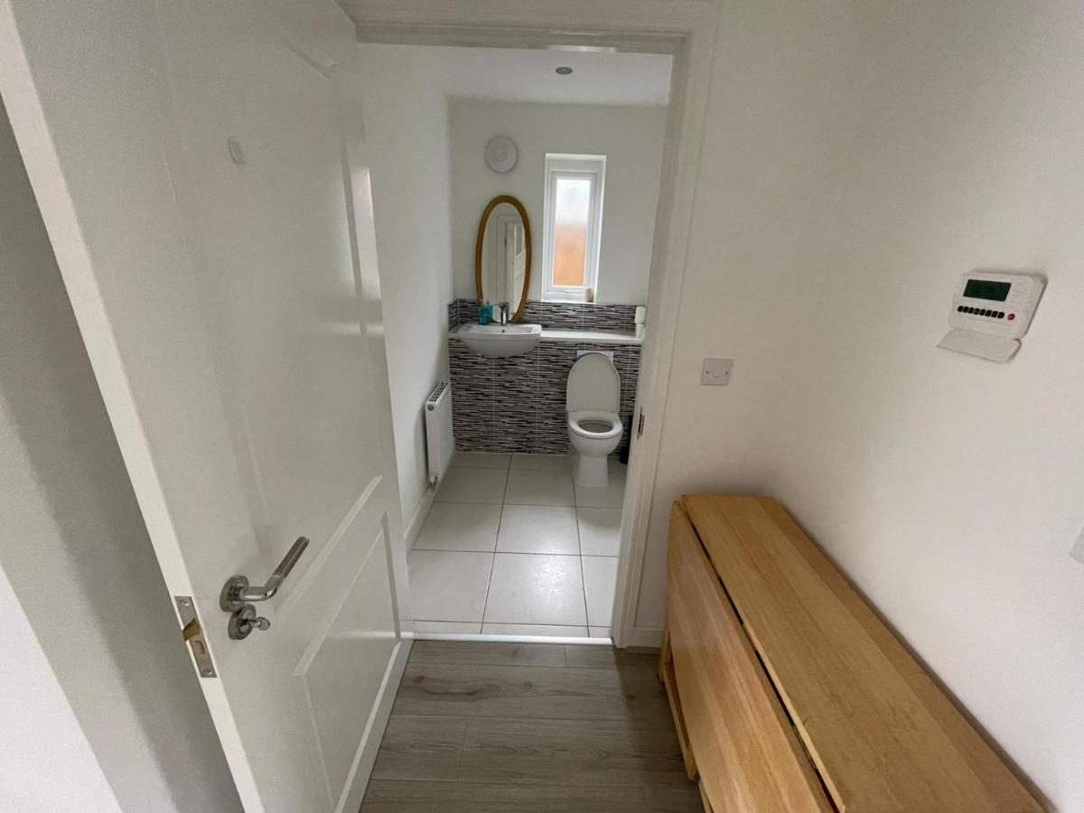 Modern Room With Huge Bed - Walk To City Centre! Μάντσεστερ Εξωτερικό φωτογραφία